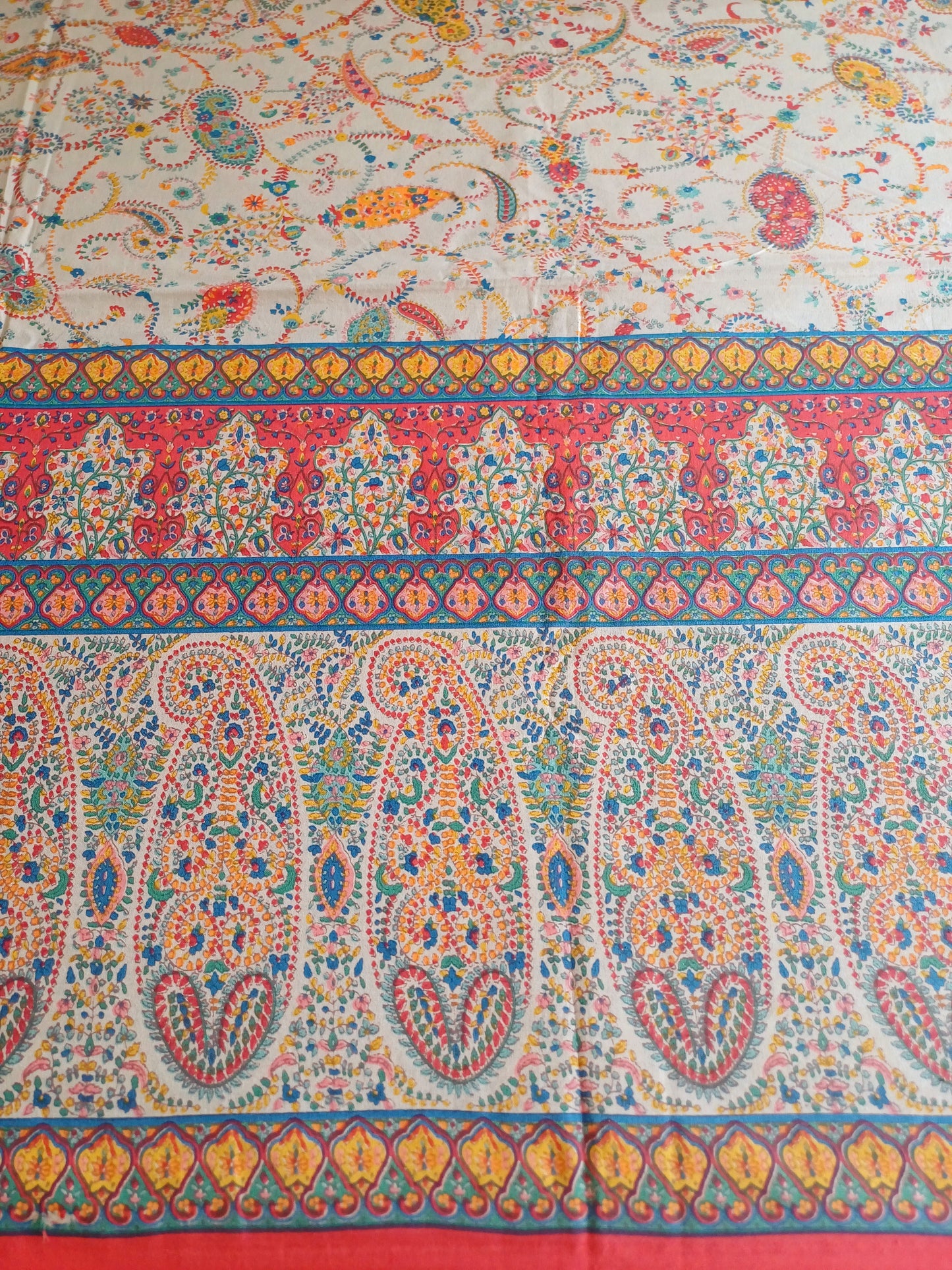 Bedspread Red Green Screen Print Paisley - King Size