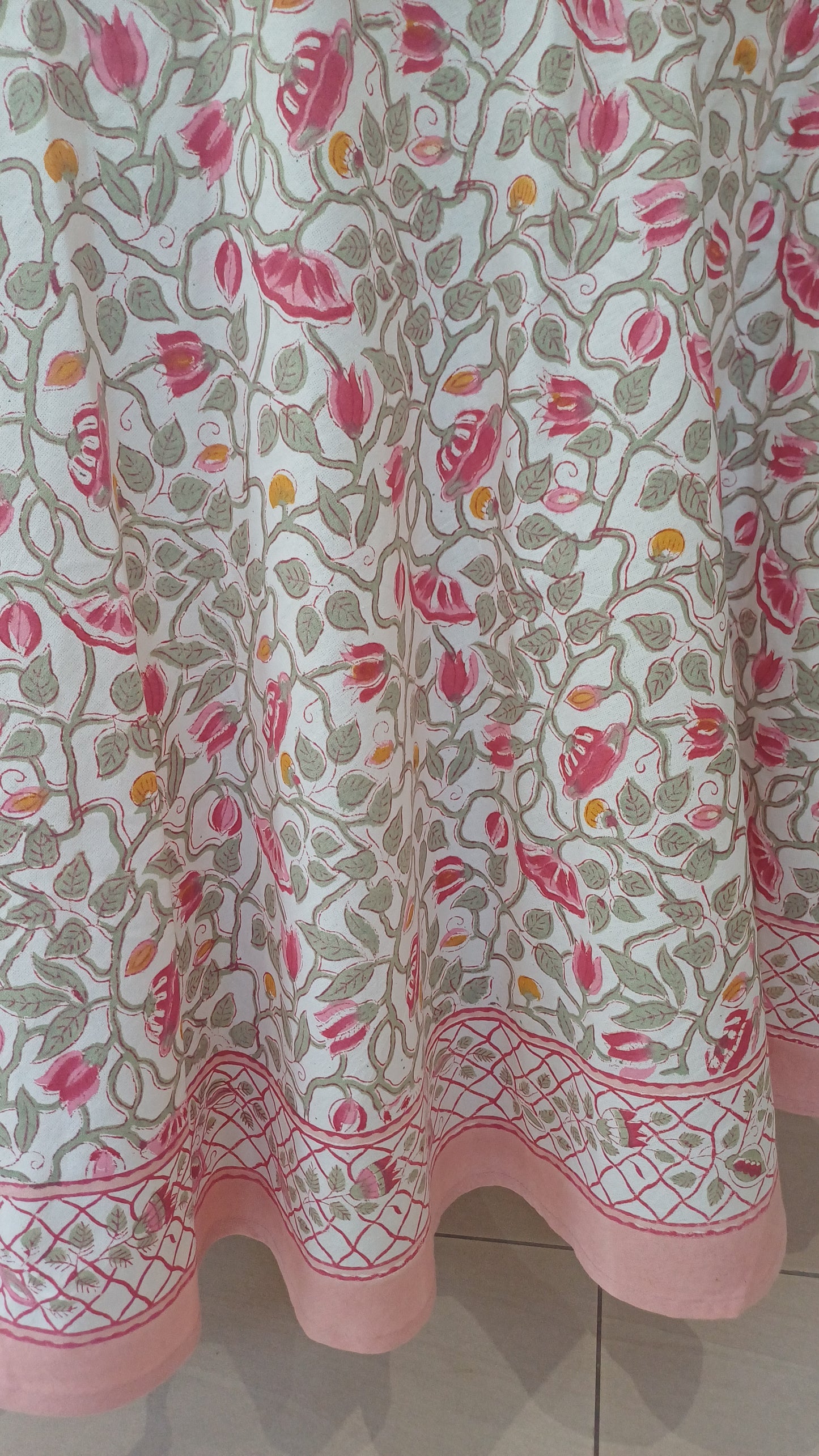 Round Cotton Table Cloth - Green leafy Pink Floral