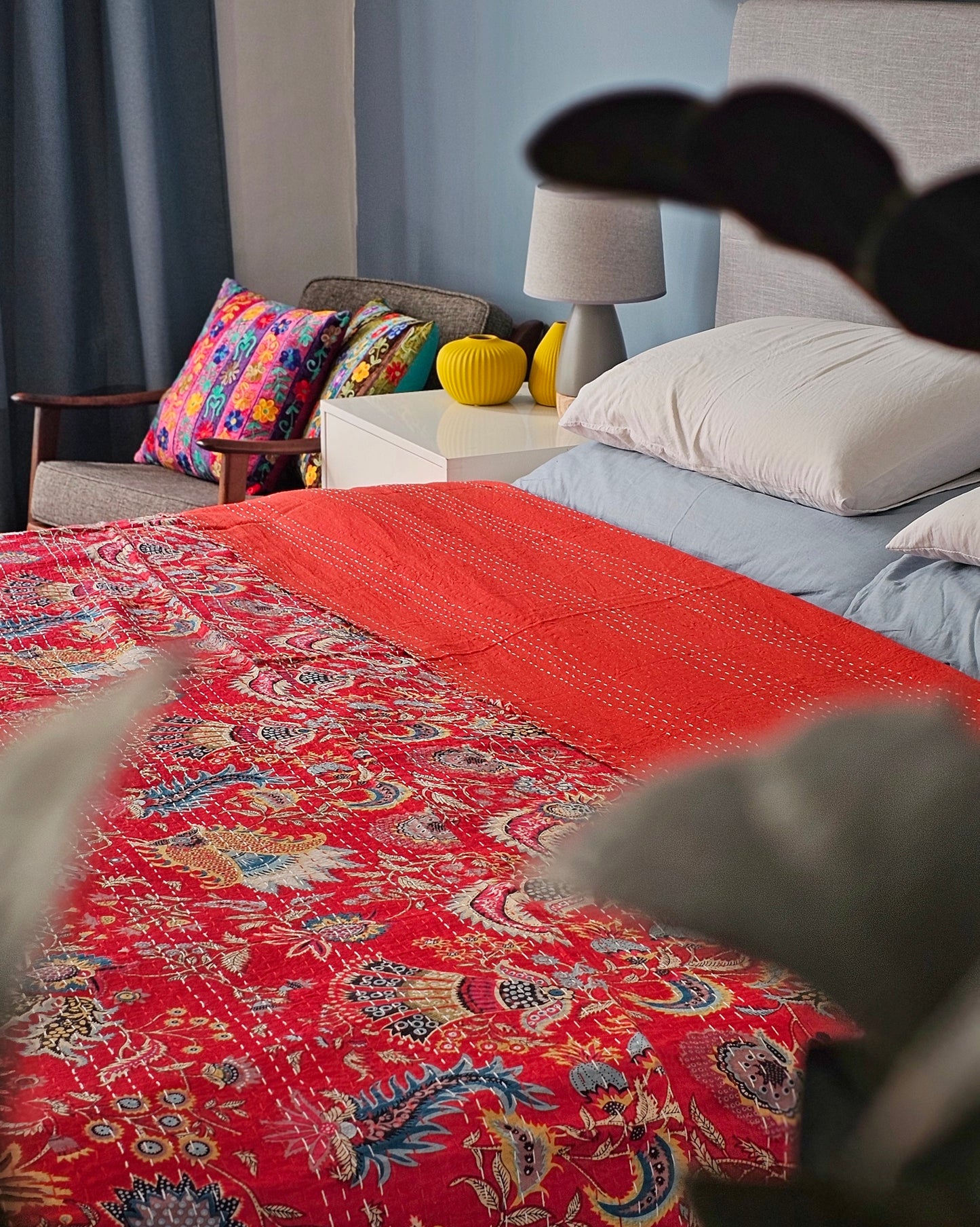 Bedspread Queen (Kantha) Screen Print Gudari (2 layer) - Red Floral