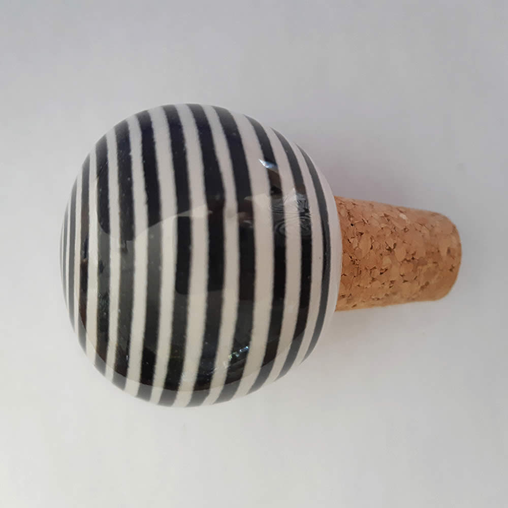 Wine Stopper - Black and White Spiral