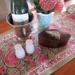 Tableware:Table Runner/Green and Pink