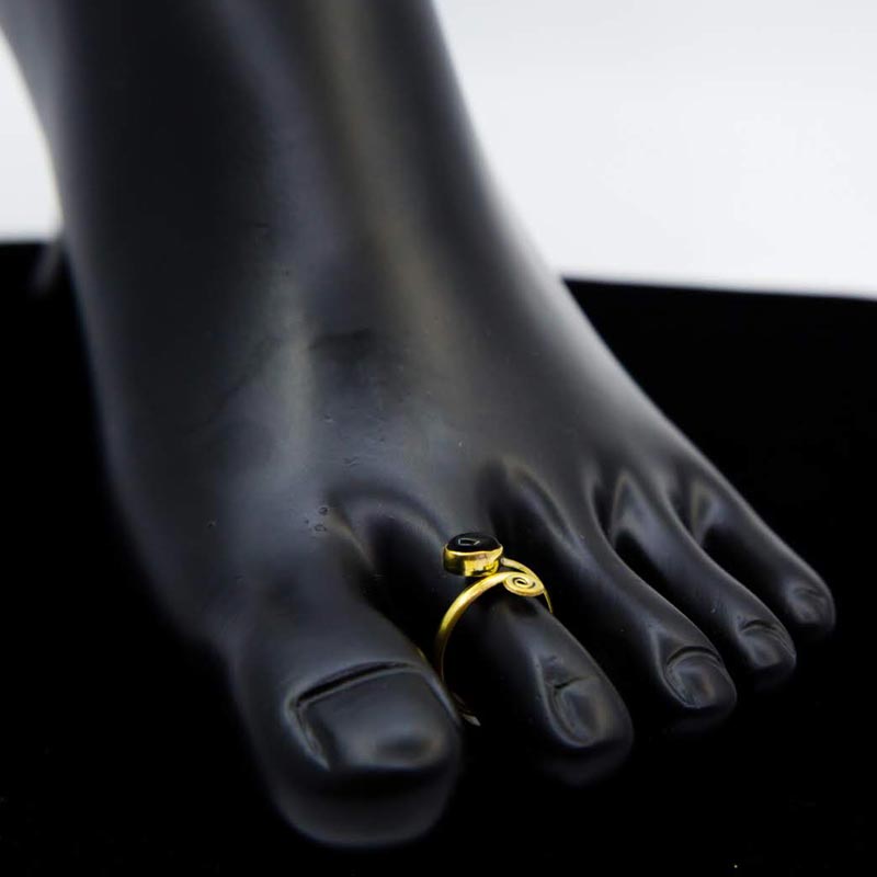 Brass Toe Ring Black