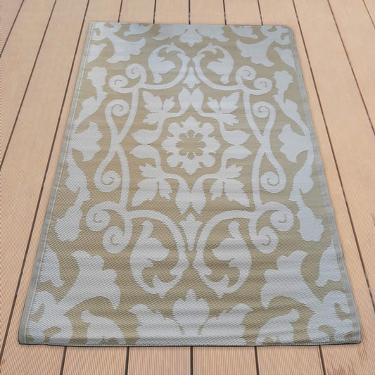 Carpets & Plastic Mats - Cream and White Ornat