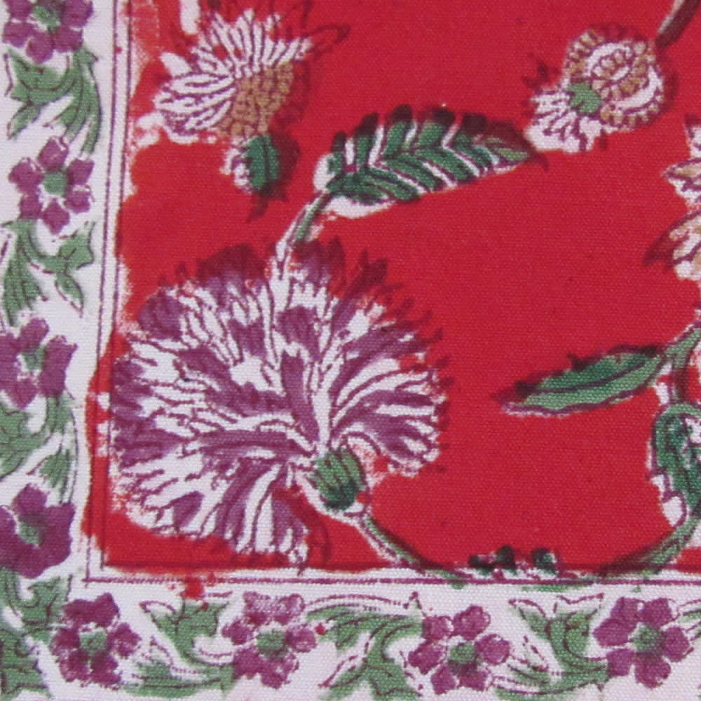 Table Runner – Red Floral Pattern