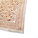 Tableware:Table Runner/White and Gold