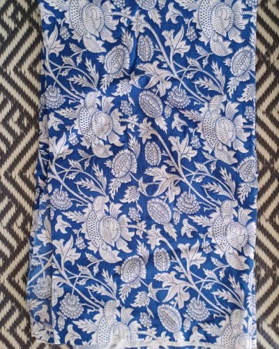 Fabric/Material:Fabric Blue White Floral - Appx 113cm wide