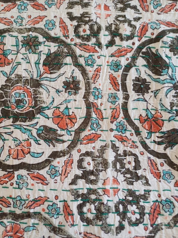 Bedspread Queen (Kantha) Screen Print Gudari (2 layer) - Cream Ornate - Image 3