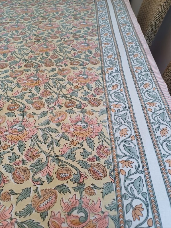Table Cloth Yellow pink Block Print Mughal - 6 seater - Size: 150cm x 150cm - Image 3