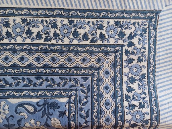 Table Cover Blue Floral Block Print Mughal - 8 seater - Size: 150cm x 220cm - Image 2