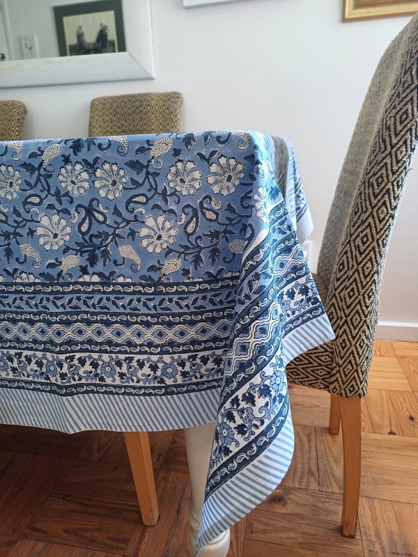 Table Cover Blue Floral Block Print Mughal - 8 seater - Size: 150cm x 220cm - Image 3
