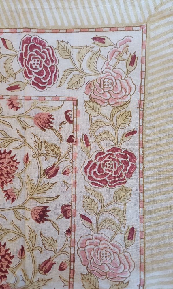 Table Cover Light Cream Pink floral Block Print Mughal - 6 seater - Size: 130cm x 180cm - Image 3