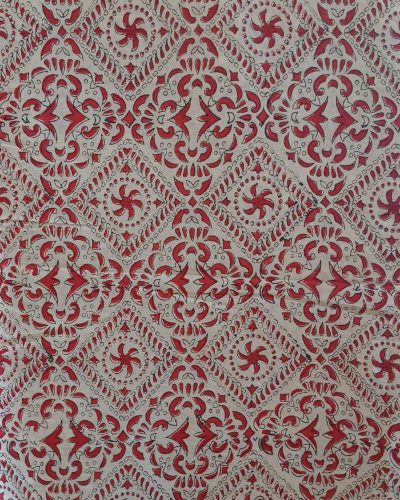 Fabric/Material:Fabric beige red ornate - Appx 113cm Wide