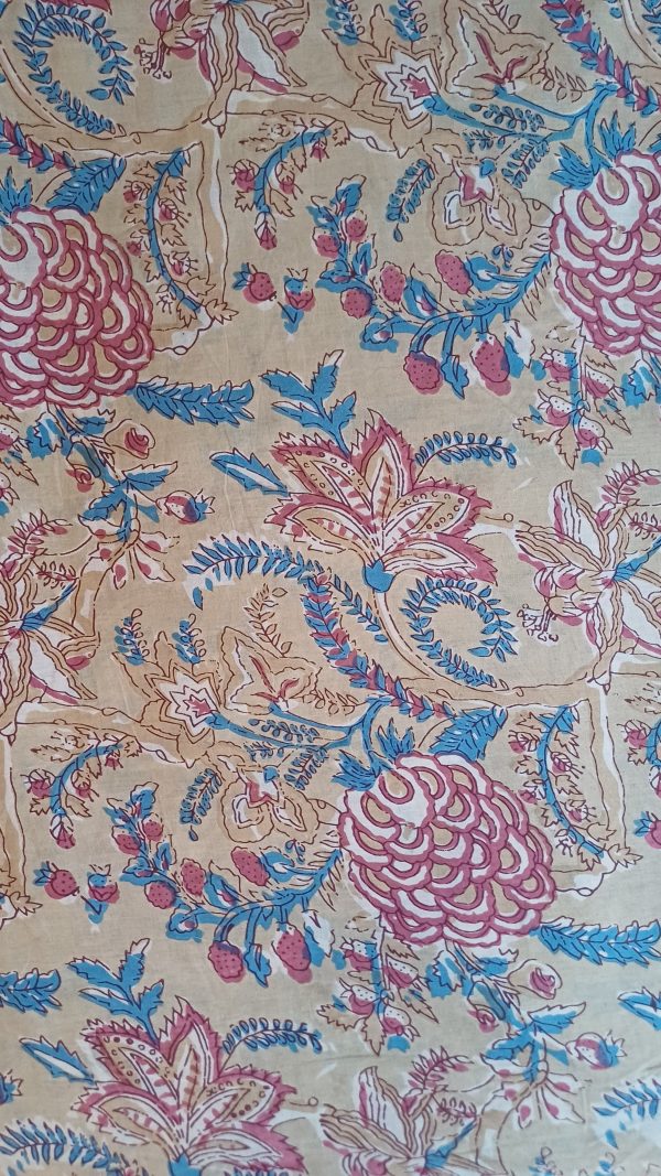 Fabric/Material:Fabric Beige Large Flower