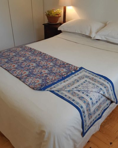 Bedspread/Throw - Purple Flowers