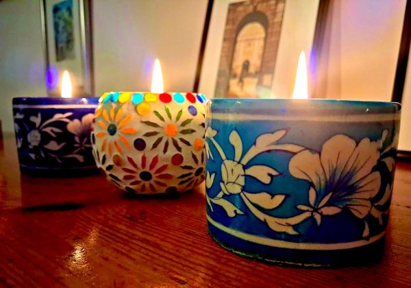 Tea Light Multi Colour Star Pear Cinnamon Soy Candle - Image 3