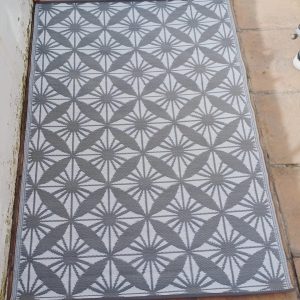 Carpets and Mats:Grey Geo Star - Small