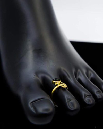 Brass Toe Ring Black