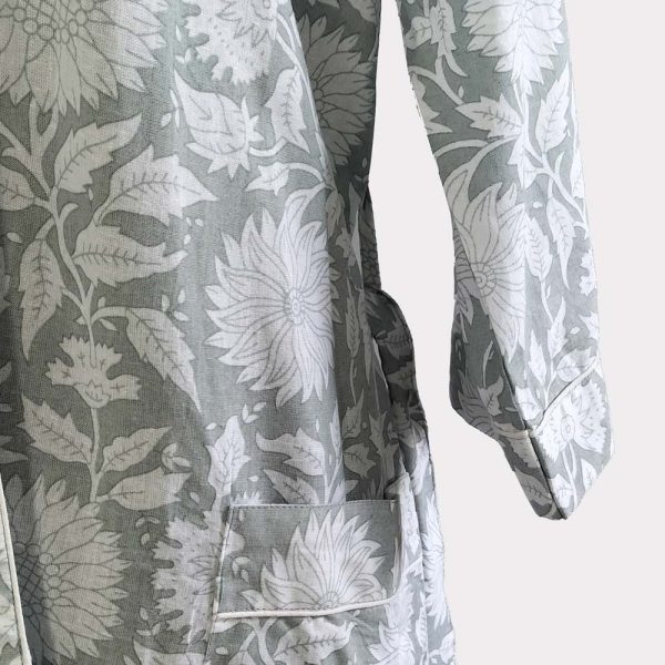 Ladies Cotton Dressing Gown - Grey and White Floral Pattern - Image 3