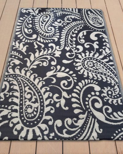 Carpets & Plastic Mats - Black and Cream Ornate