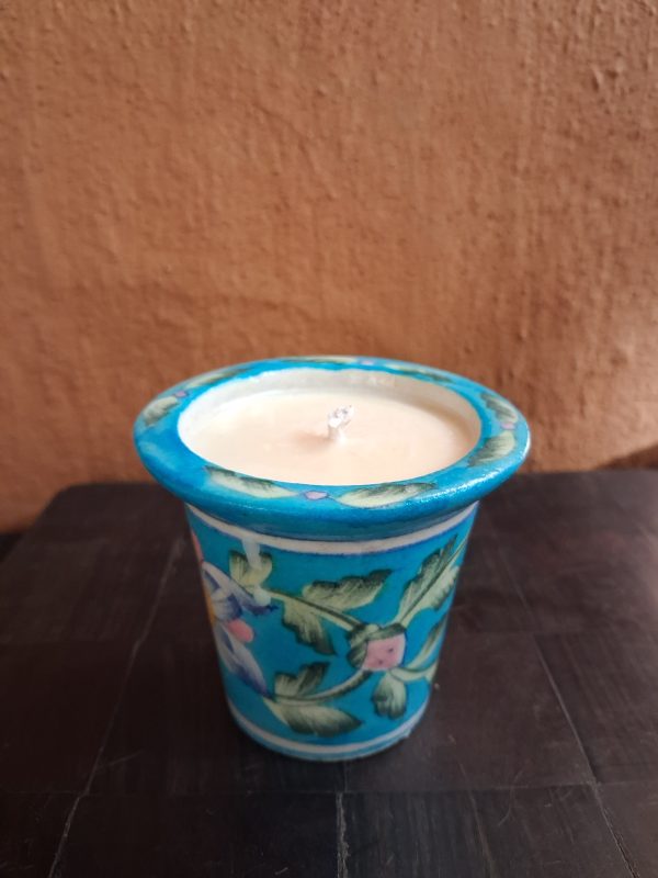 Small Planter Pot Soy Wax candle - Floral on Turquoise - Ylang Ylang - Image 3