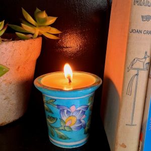 Small Planter Pot Soy Wax candle - Floral on Turquoise - Ylang Ylang